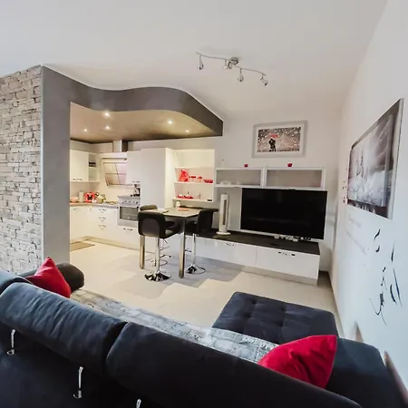 Apartment La Primula By Quokka 360 - Flat Outside The Of Tavernerio