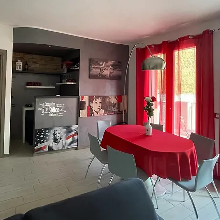 Lägenhet La Primula By Quokka 360 - Just Outside